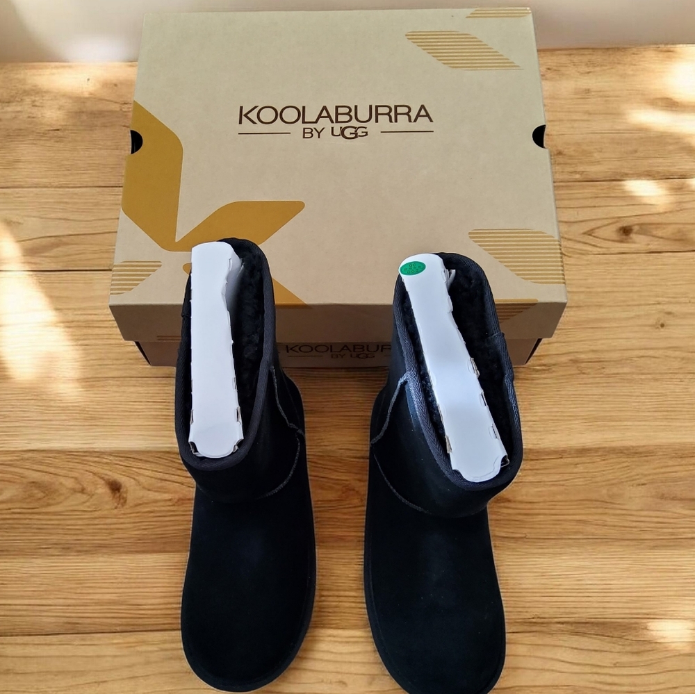 🔥Koolaburra by UGG Classic Short Womens  Black Winter Boots size 5W🔥